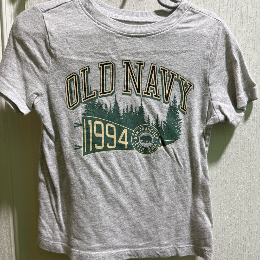 Old Navy Gray/Green Graphic Kids Tee